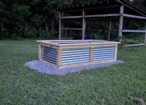 DIY Build plans for a raised planter with corrugated metal